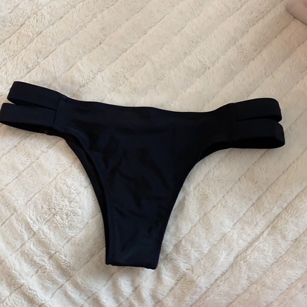 Bikini bottoms - Picture 3 of 3